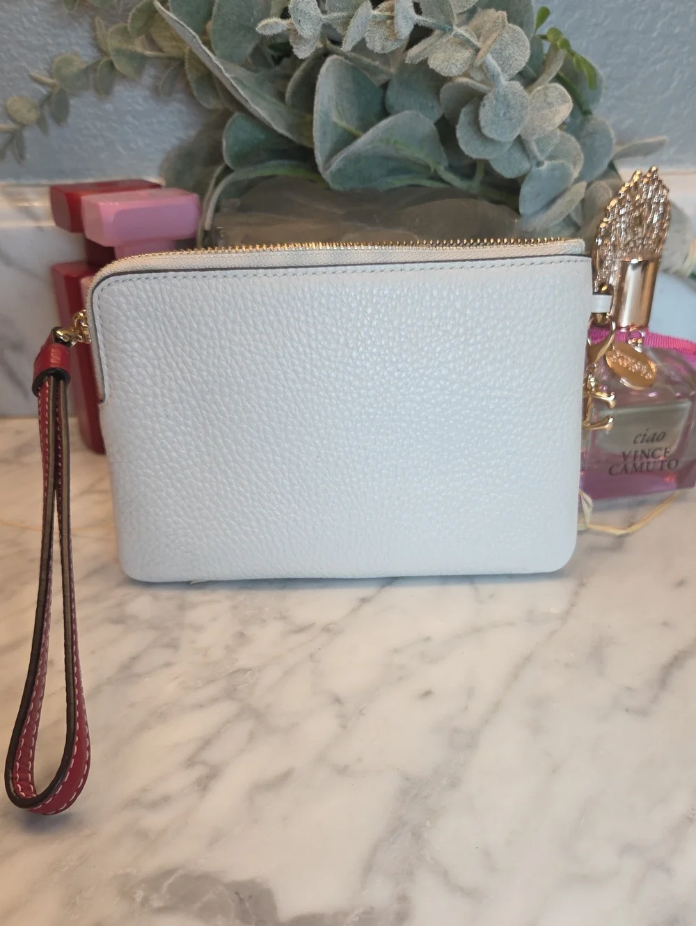 EUC Coach Novelty White Pebbled Leather Bear Wristlet with Red Strap